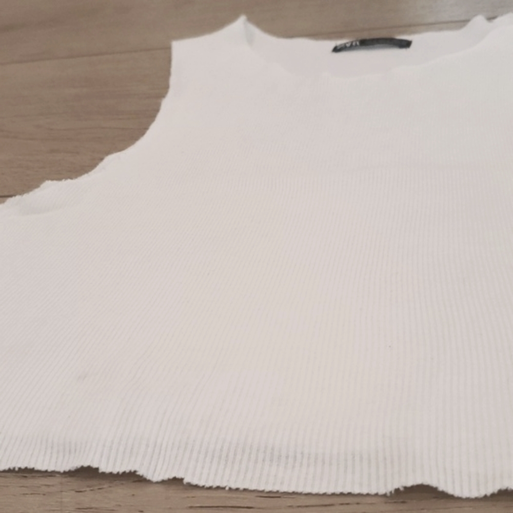 Zara White Ribbed Cropped Tank Top - Picture 5 of 6